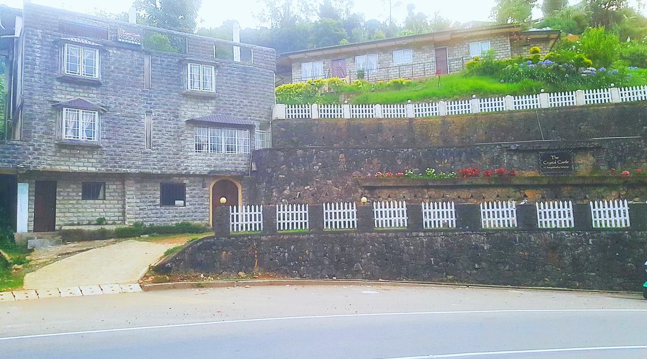 فندق نوفارا إيلِيافي  The Crystal Castle المظهر الخارجي الصورة
